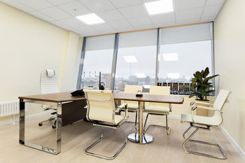 TO RENT NOT TO BUY: CHOOSING AN OFFICE FOR SUCCESSFUL BUSINESS