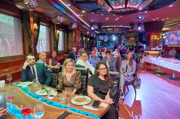 10 июня в ресторане LODKA в Москве прошла 3-я встреча Stand Up Office «Среда обитания Office sapiens. Путь от пещеры до цифры»