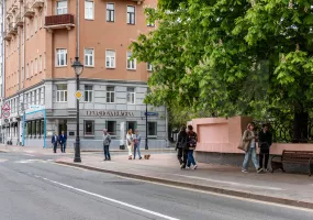 Аренда street retail помещения