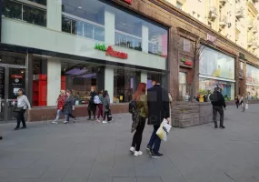 Аренда street retail помещения