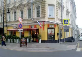 Аренда street retail помещения