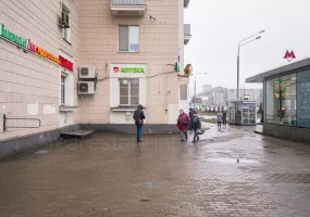 Аренда street retail помещения