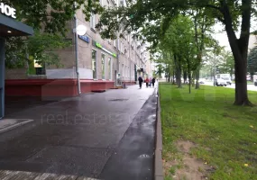 Аренда street retail помещения