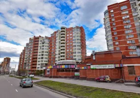 Аренда street retail помещения