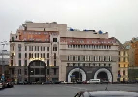 Аренда street retail помещения