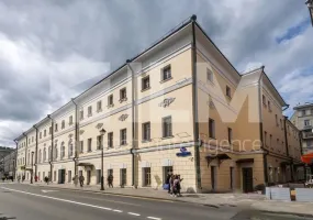 Аренда street retail помещения