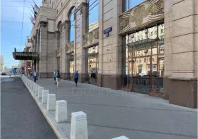 Аренда street retail помещения