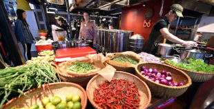 Фуд-моллы ищут выход к вокзалам: аналог «Депо» может появиться на Комсомольской площади