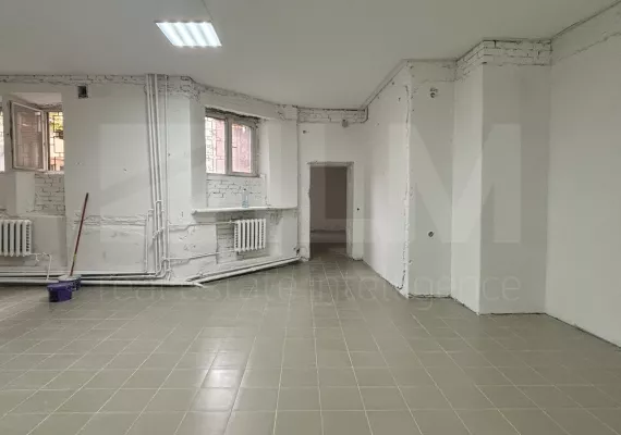 г. Москва, Чаплыгина ул., 1/12с1, 101.8 м², 1 этаж | Продажа