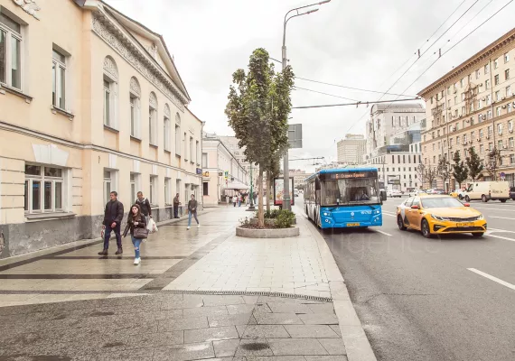 Аренда street retail помещения