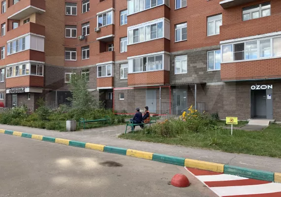 Аренда street retail помещения