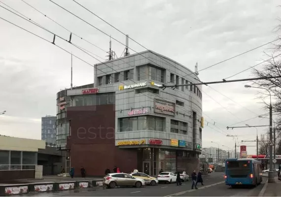 Аренда street retail помещения