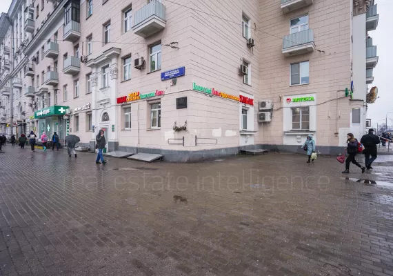 Аренда street retail помещения