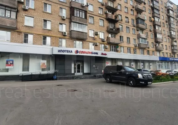 Аренда street retail помещения