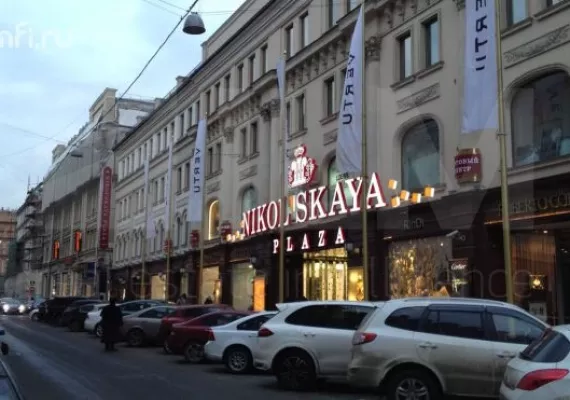 Аренда street retail помещения