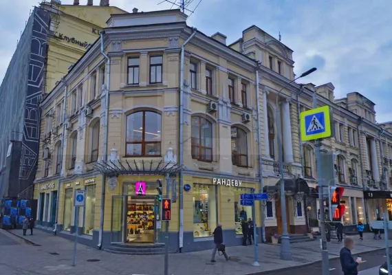 Аренда street retail помещения