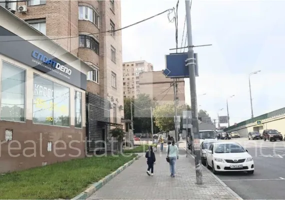 Аренда street retail помещения, 713 м²