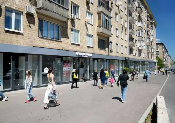 Аренда street retail помещения