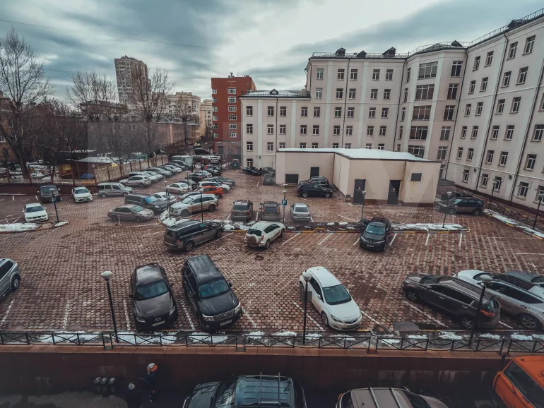 Бизнес Комплекс на Русаковской