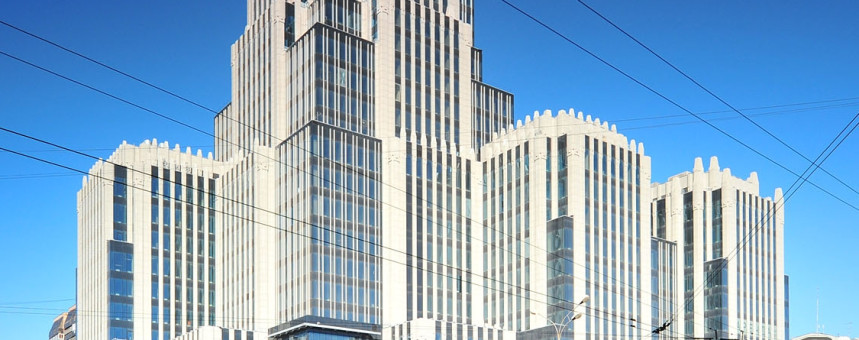 Андрей Лукашев оценивает вероятность продажи бизнес-центра "Оружейный" ЦБ в 90%