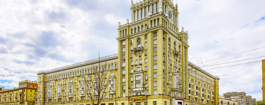 Китайская госкорпорация купила гостиницу «Пекин» в Москве