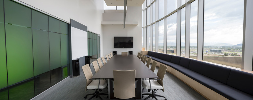 Объединенная судостроительная корпорация переедет из Москвы в бизнес-центр "Сенатор" в Санкт-Петербурге