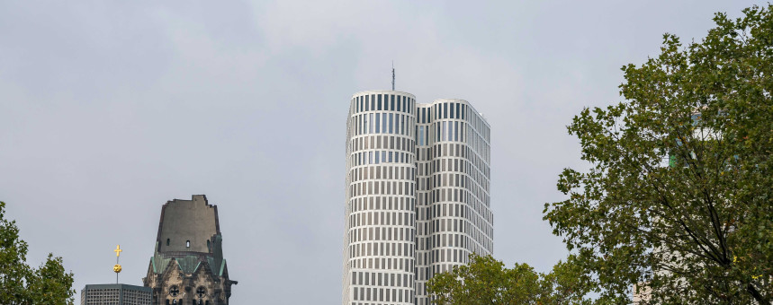 Эксперты: ослабление рубля скажется на рынке недвижимости через полгода