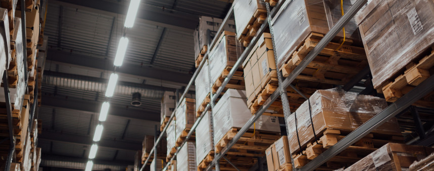 Онлайн-ретейл еще «не отъелся складами»