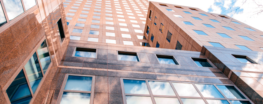 Застройщики поделили реновацию